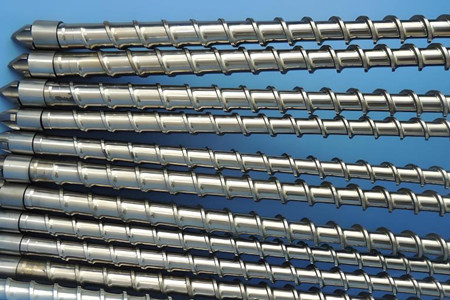 塑料擠出機螺桿不后退的故障分析及排除方法